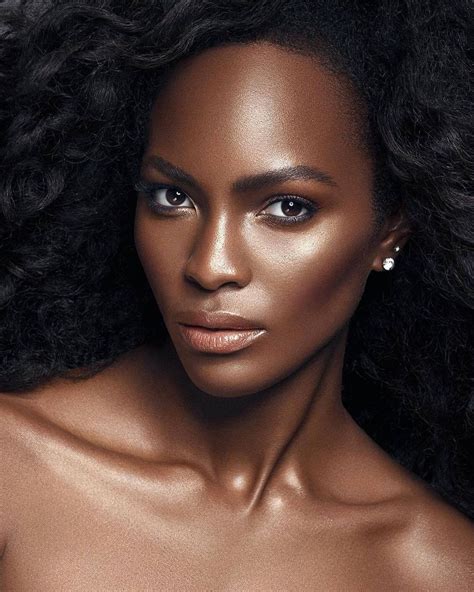 Melanin Magic Unleashed: The Marvelous Effects of Champagne on Skin